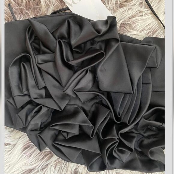 NWT ZARA Textured FloralβSatin Effect Cropped Top Black - Picture 6 of 10